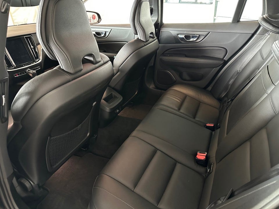 Volvo V60 2,0 D4 190 Inscription aut. 5d