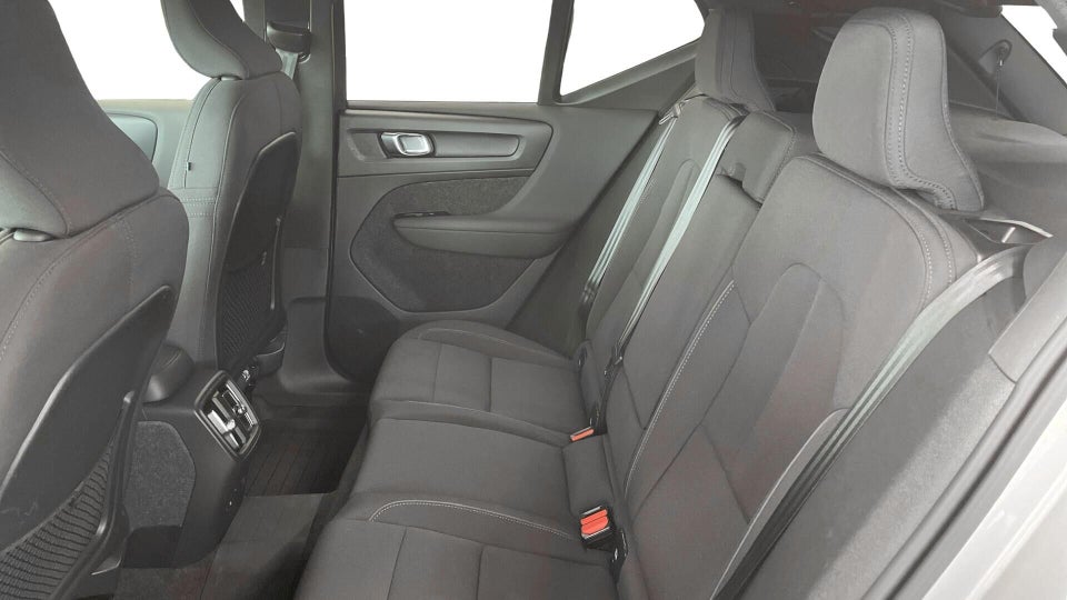 Volvo XC40 ReCharge Extended Range Plus 5d