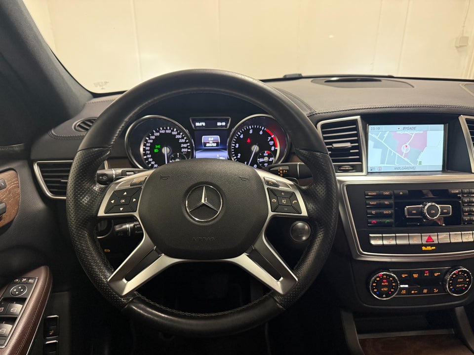 Mercedes GL550 4,7 AMG Line aut. 4Matic 5d