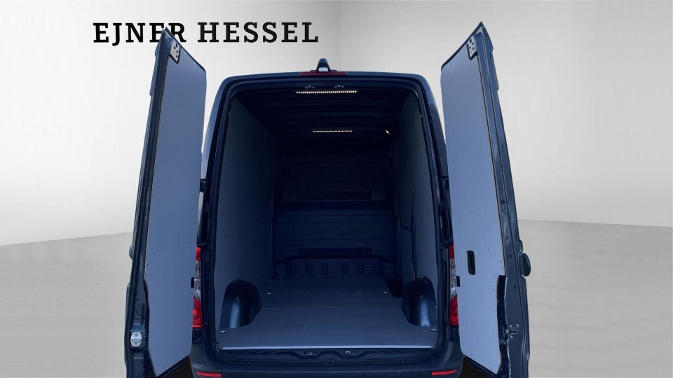 Mercedes Sprinter 317 2,0 CDi A2 Kassevogn aut. RWD