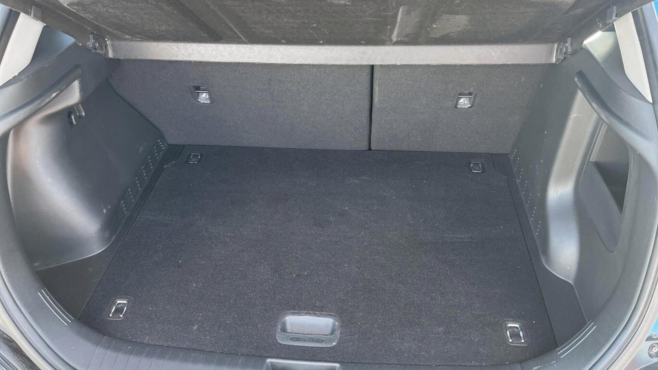 Hyundai Kona 39 EV Essential 5d