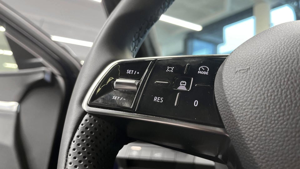 Renault Scenic E-Tech 87 Techno 5d