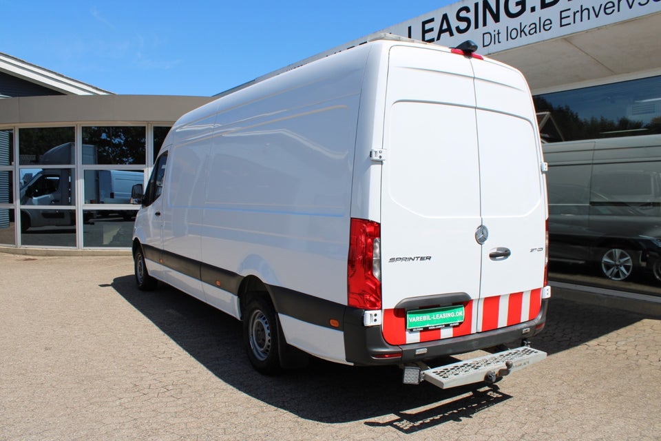 Mercedes Sprinter 317 2,0 CDi A3 Kassevogn aut. RWD