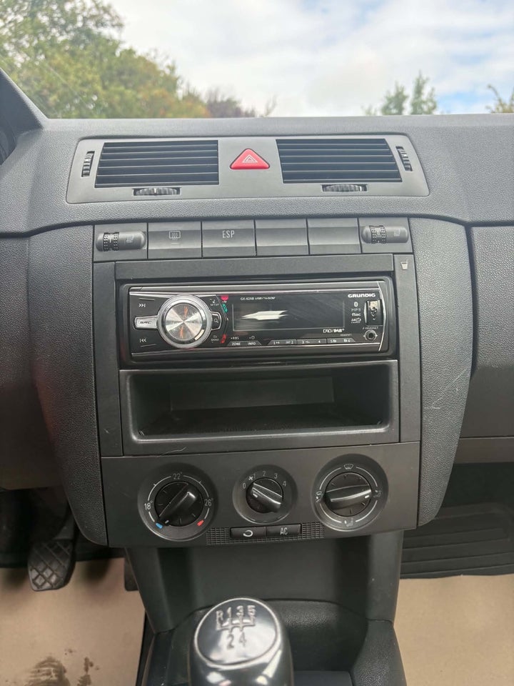 Skoda Fabia 1,4 16V 75 Ambiente 4d