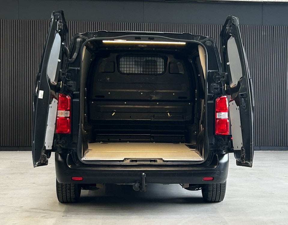 Toyota ProAce 1,6 D 115 Medium Base 5d