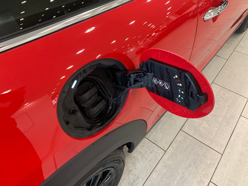 MINI Cooper SE Essential 3d