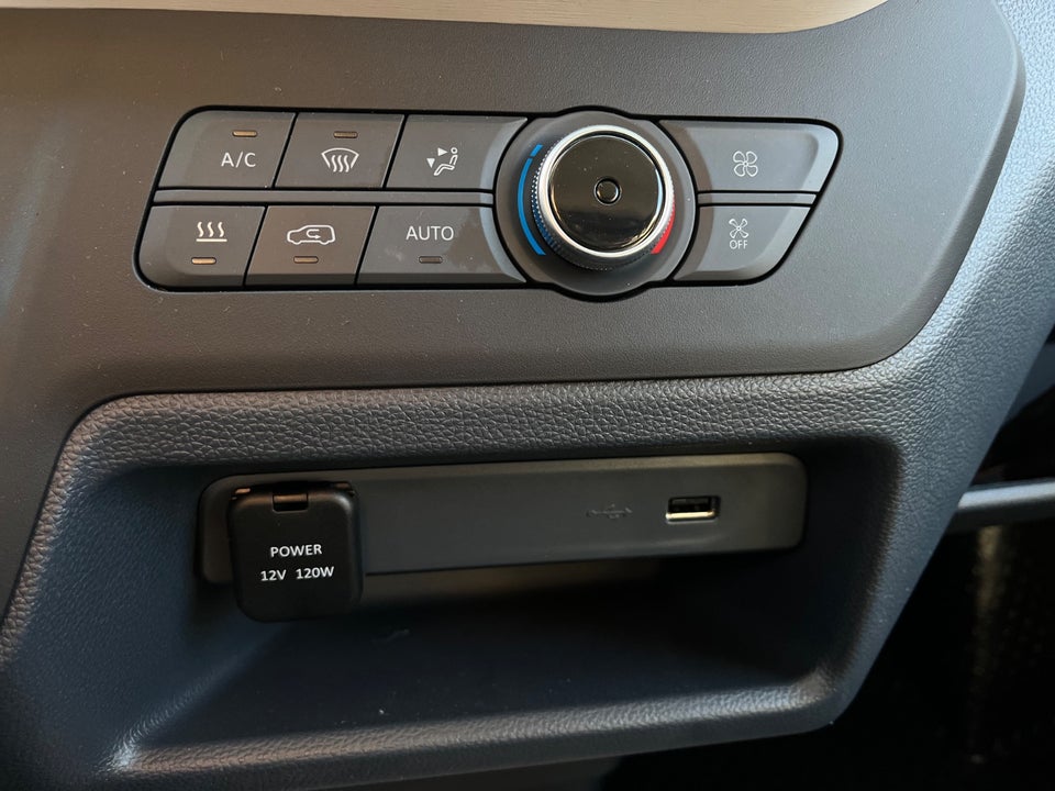 Maxus e-Deliver 3 50 Cargo Van SWB