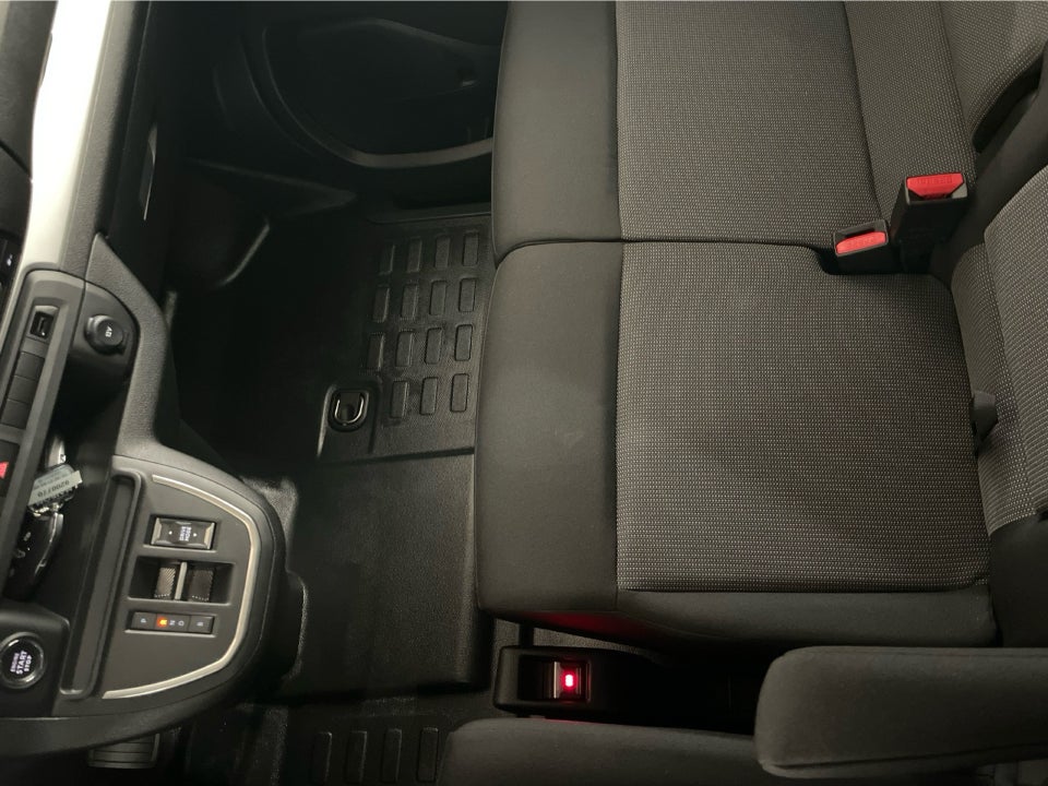 Peugeot e-Expert 75 L2 Premium Van