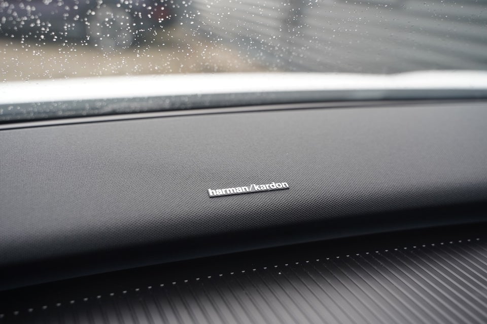 Volvo EX30 Twin Performance Plus 5d