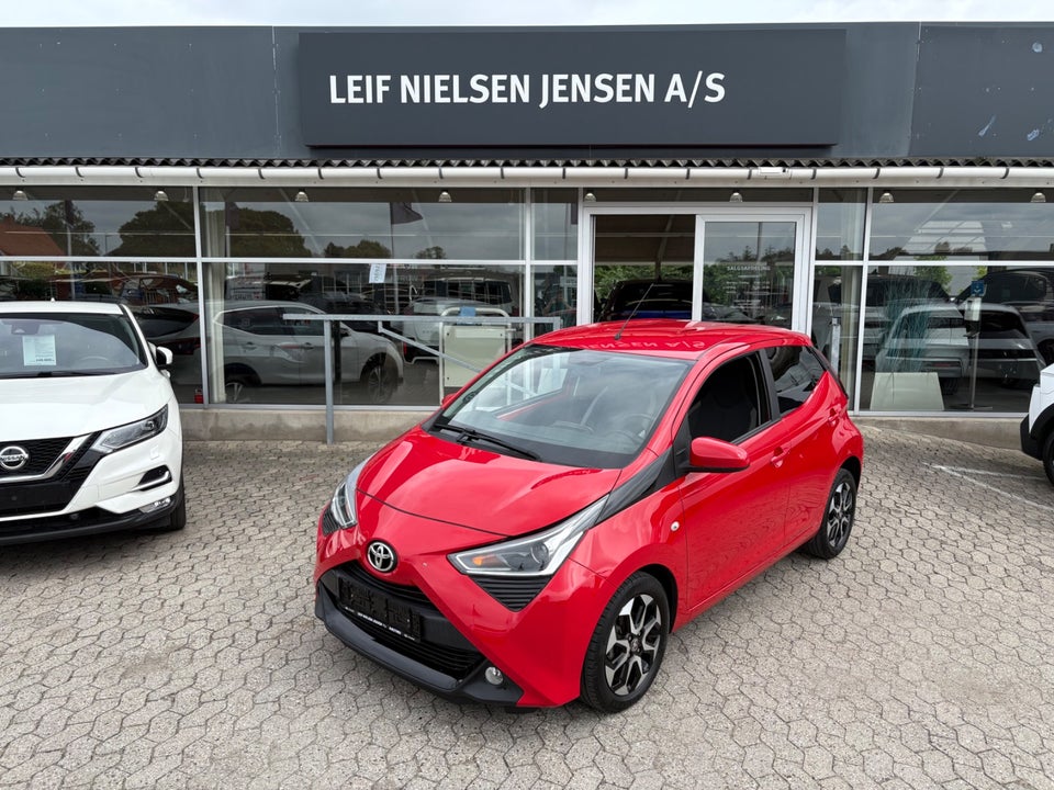 Toyota Aygo 1,0 VVT-i x-press 5d