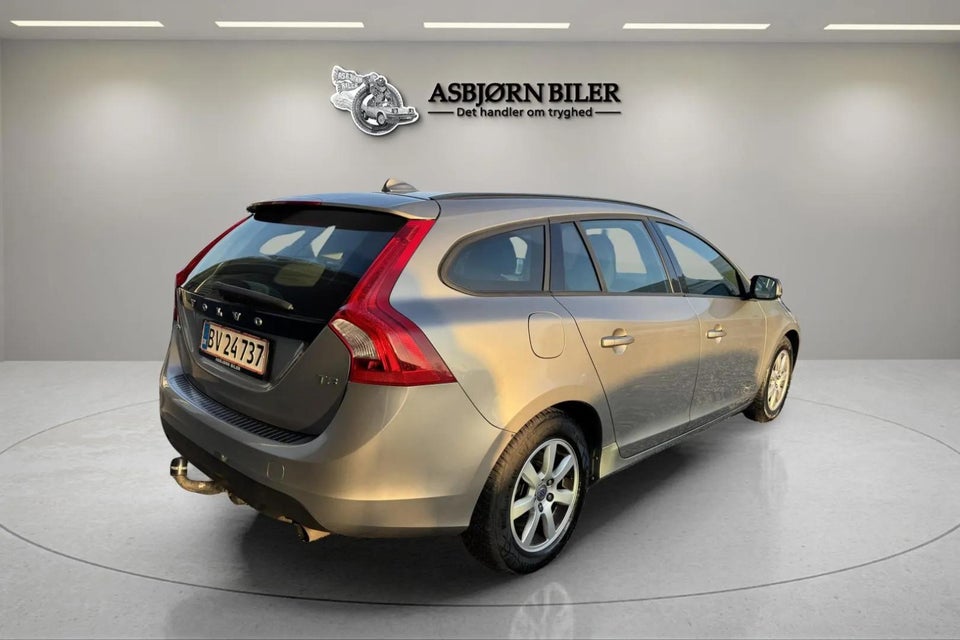 Volvo V60 1,6 T3 150 Kinetic aut. 5d