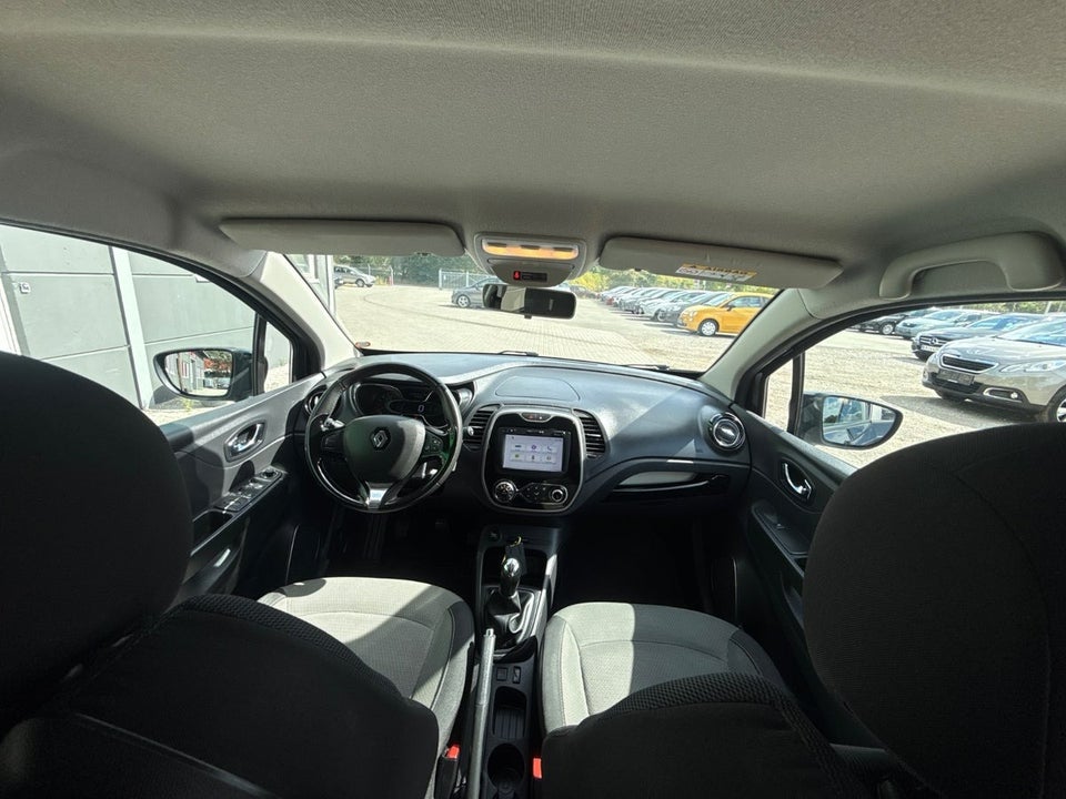 Renault Captur 0,9 TCe 90 Expression 5d