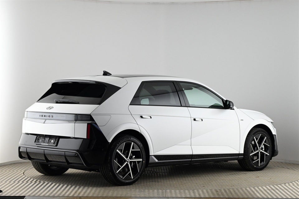 Hyundai Ioniq 5 84 N Line+ 5d
