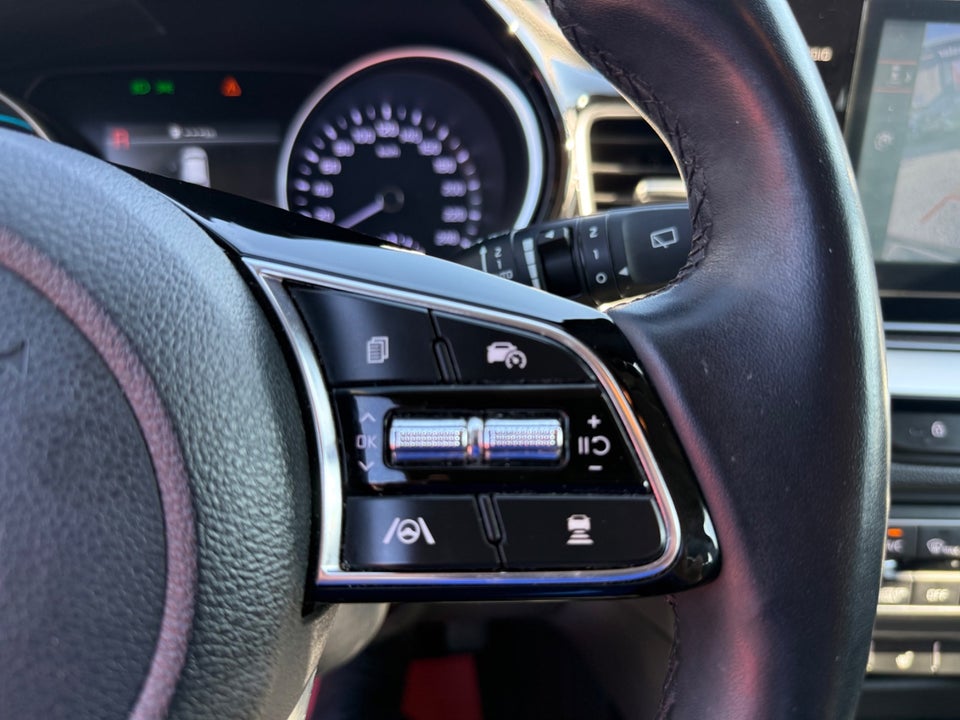 Kia Ceed 1,6 PHEV Prestige SW DCT 5d