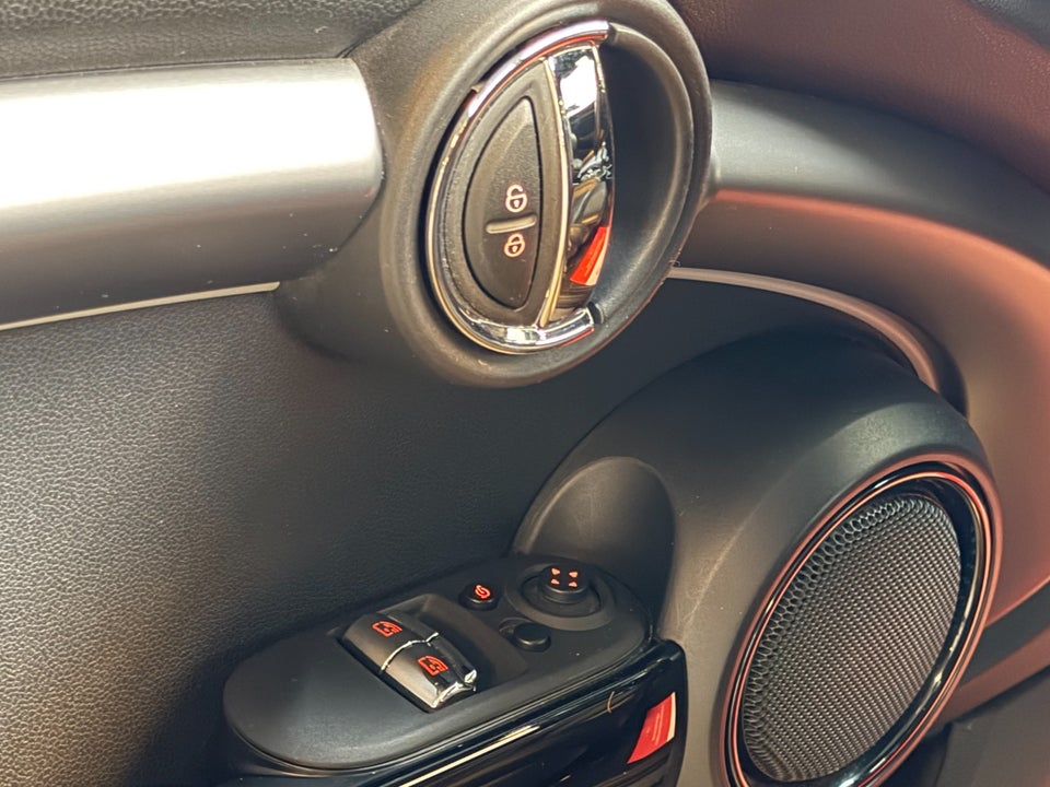 MINI Cooper SE Yours Trim 3d