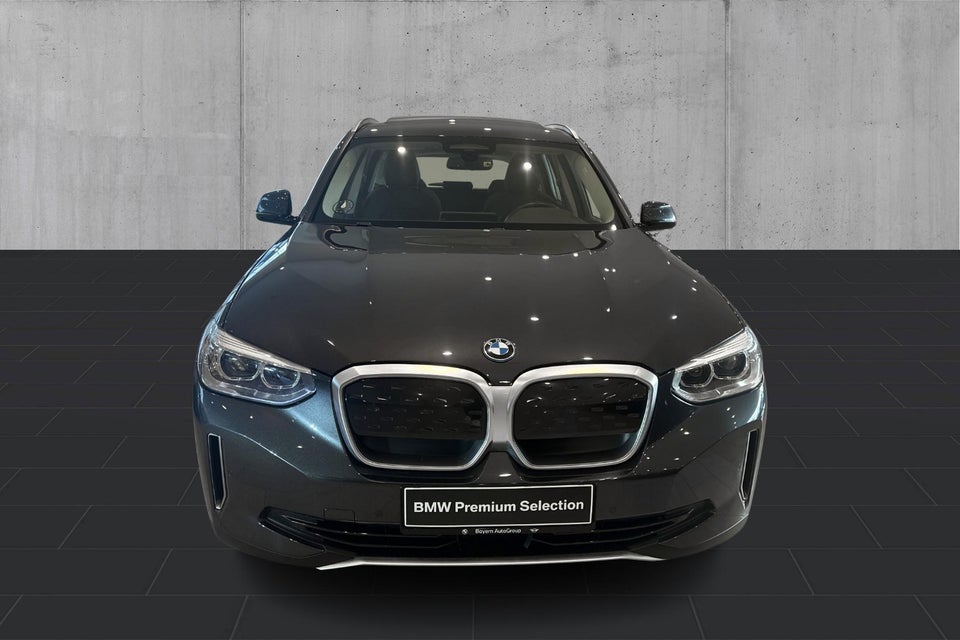 BMW iX3 Charged 5d