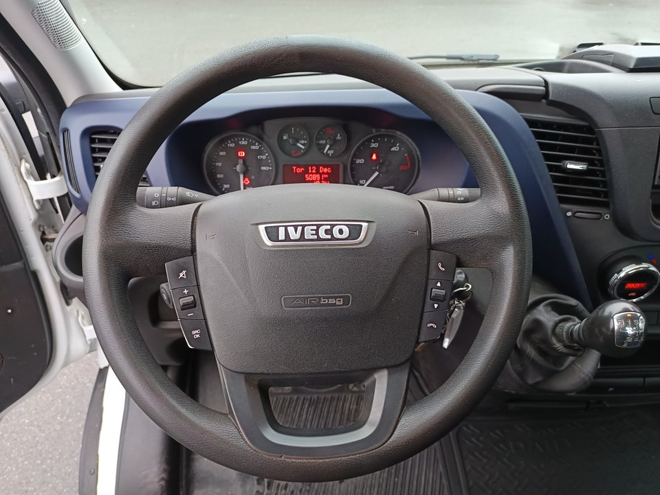 Iveco Daily 2,3 35S16 4100mm Lad 2d