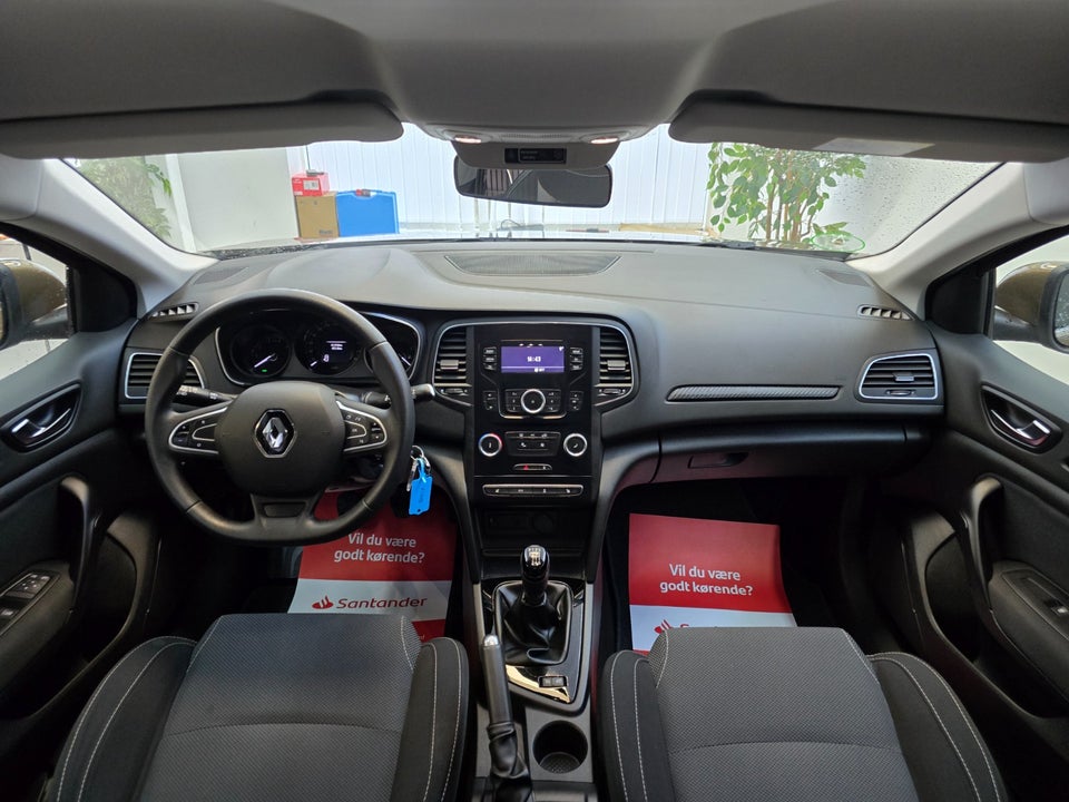 Renault Megane IV 1,2 TCe 100 Life 5d