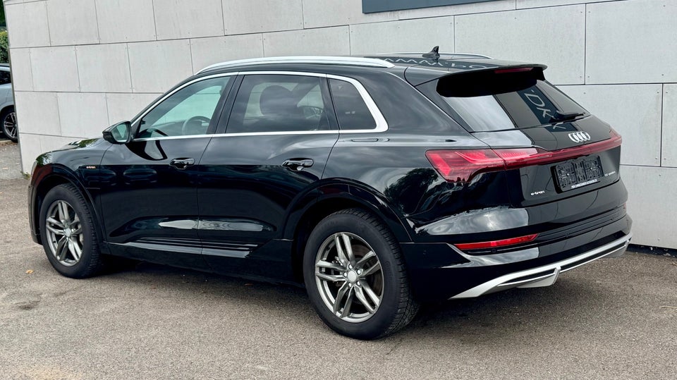 Audi e-tron 55 S-line quattro 5d