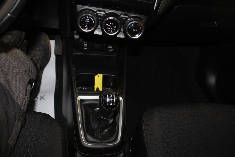 Suzuki Swift 1,2 mHybrid Exclusive 5d