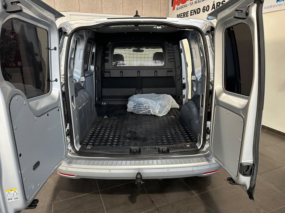VW Caddy 1,5 TSi 114 DSG Cargo