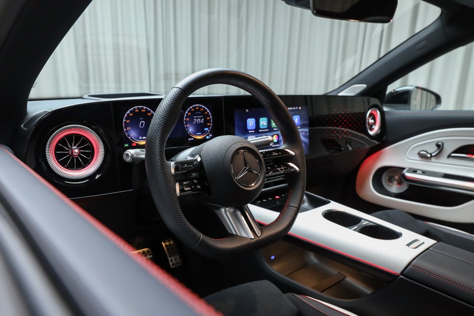 Mercedes CLA250+ electric AMG Premium Plus 4d