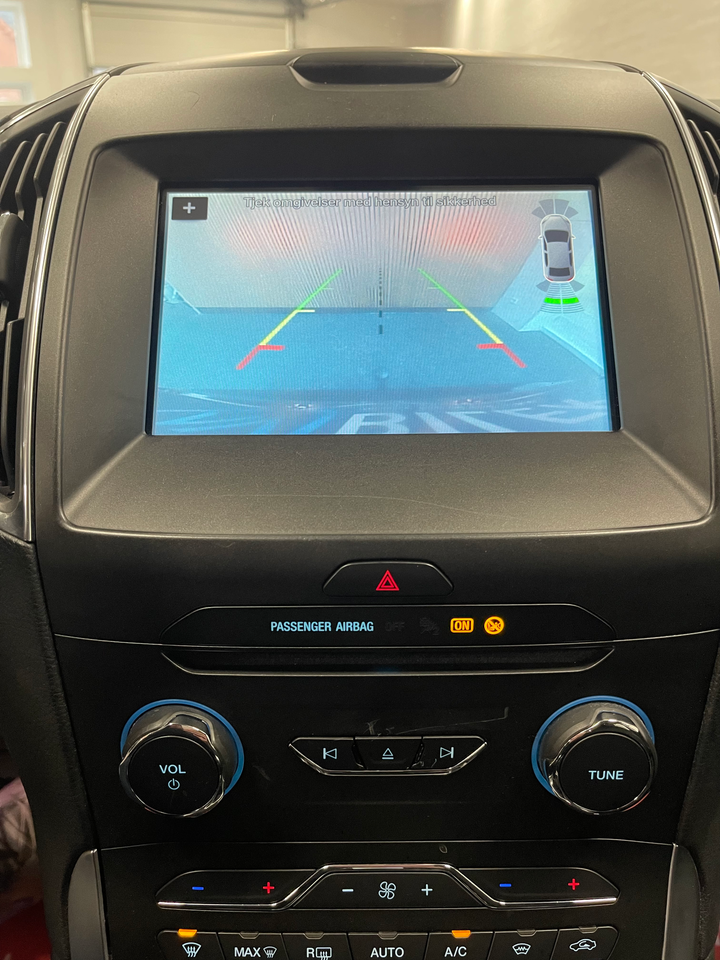 Ford S-MAX 2,0 TDCi 180 Titanium aut. 5d