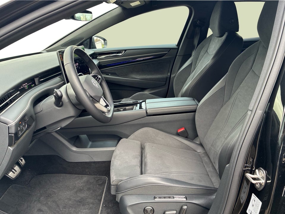 VW ID.7 77 Style+ Tourer 5d