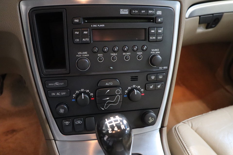 Volvo S60 2,4 140 4d