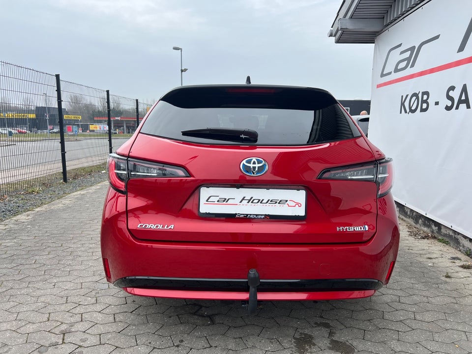 Toyota Corolla 1,8 Hybrid Active Premium Touring Sports MDS 5d