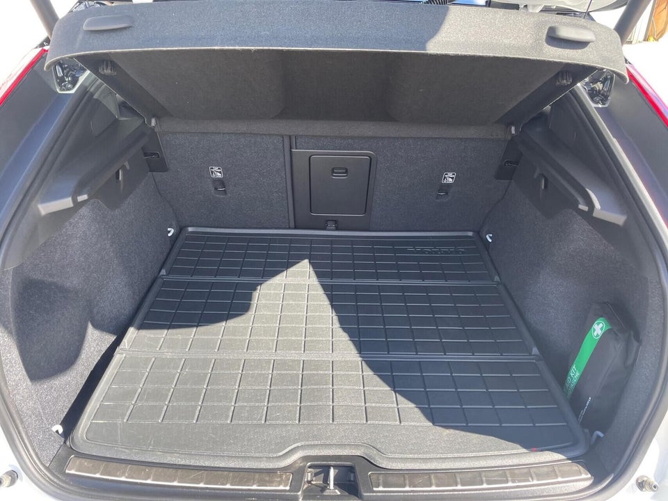 Volvo EC40 Twin Performance Ultra 5d