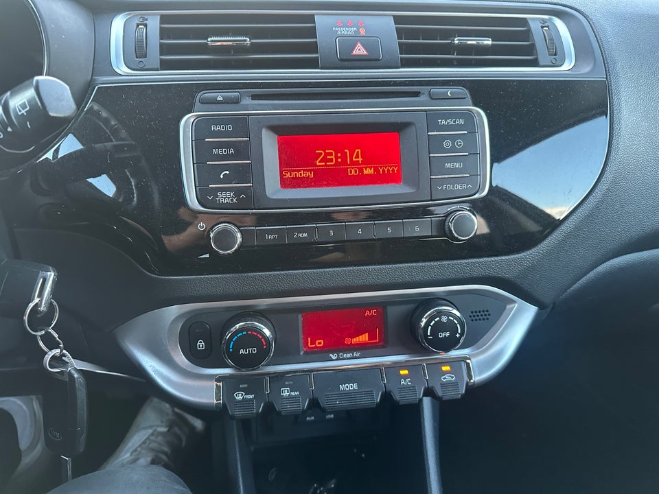 Kia Rio 1,2 CVVT Limited 5d