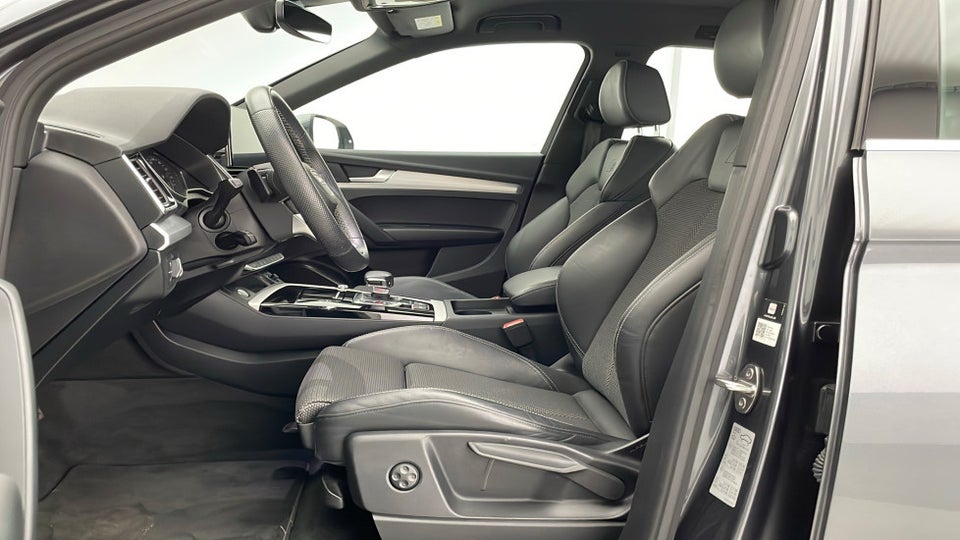 Audi Q5 50 TFSi e S-line quattro S-tr. 5d