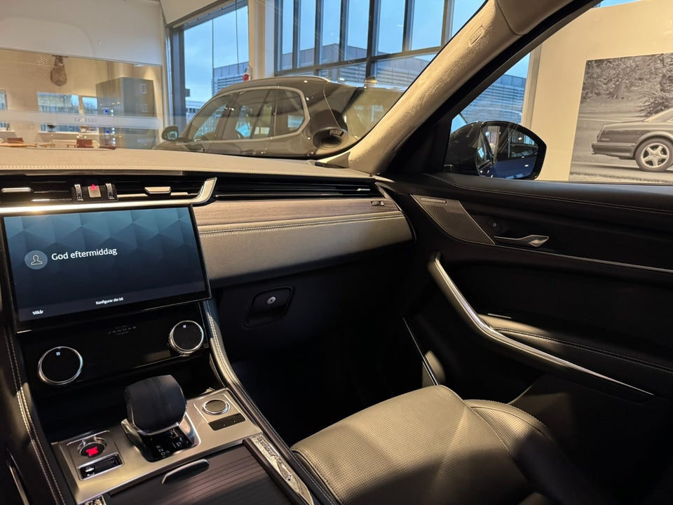 Jaguar F-Pace 3,0 P400 R-Dynamic HSE aut. 5d