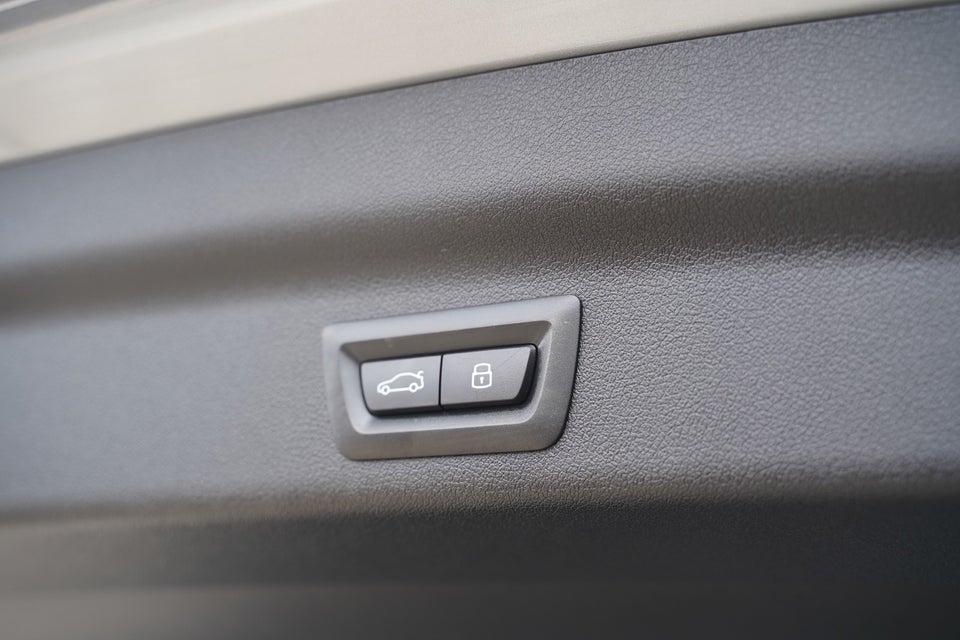 BMW iX1 xDrive30 5d
