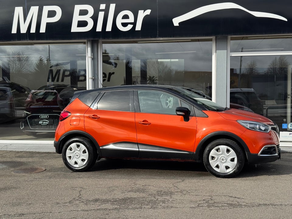 Renault Captur 0,9 TCe 90 Expression 5d