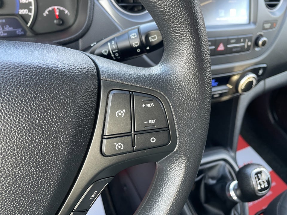 Hyundai i10 1,0 Touch 5d