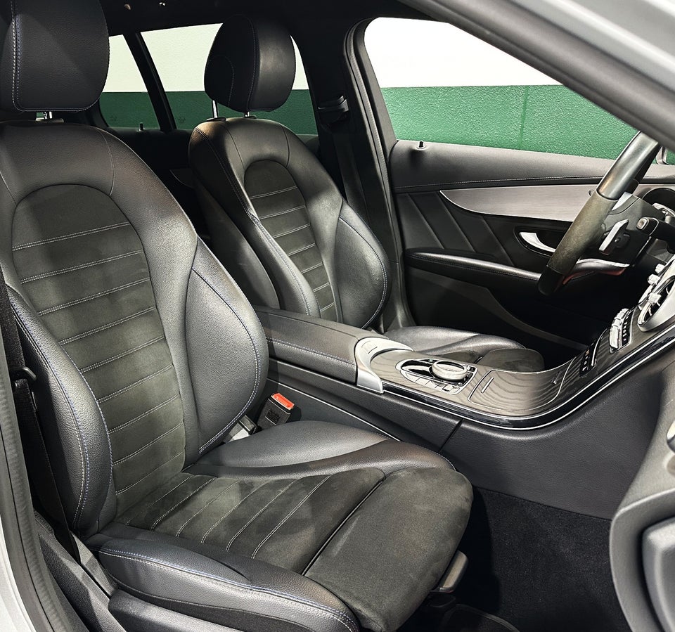 Mercedes C220 d 2,0 AMG Line Night Edition stc. aut. 5d