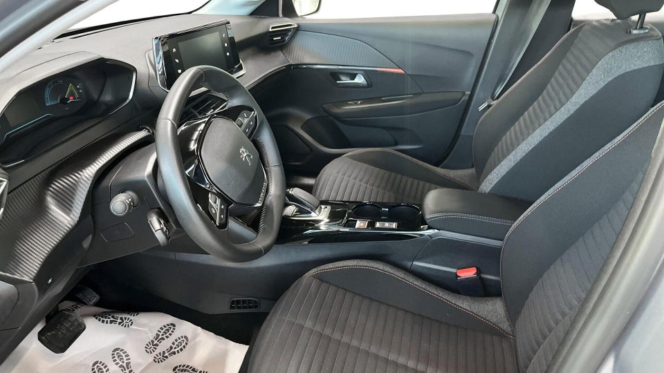 Peugeot e-208 50 Active 5d
