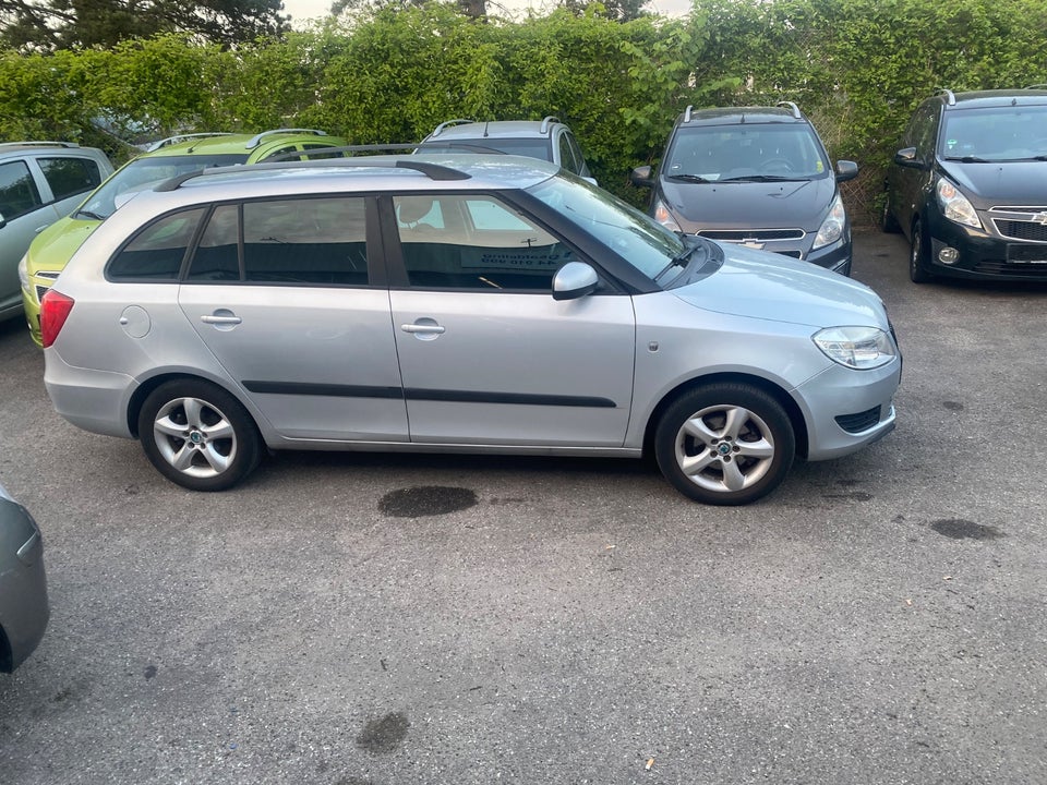 Skoda Fabia 1,2 TSi 86 Ambiente Combi 5d