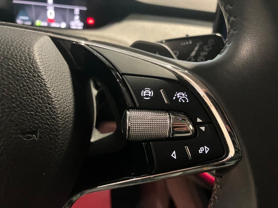 Skoda Enyaq 80x iV 5d