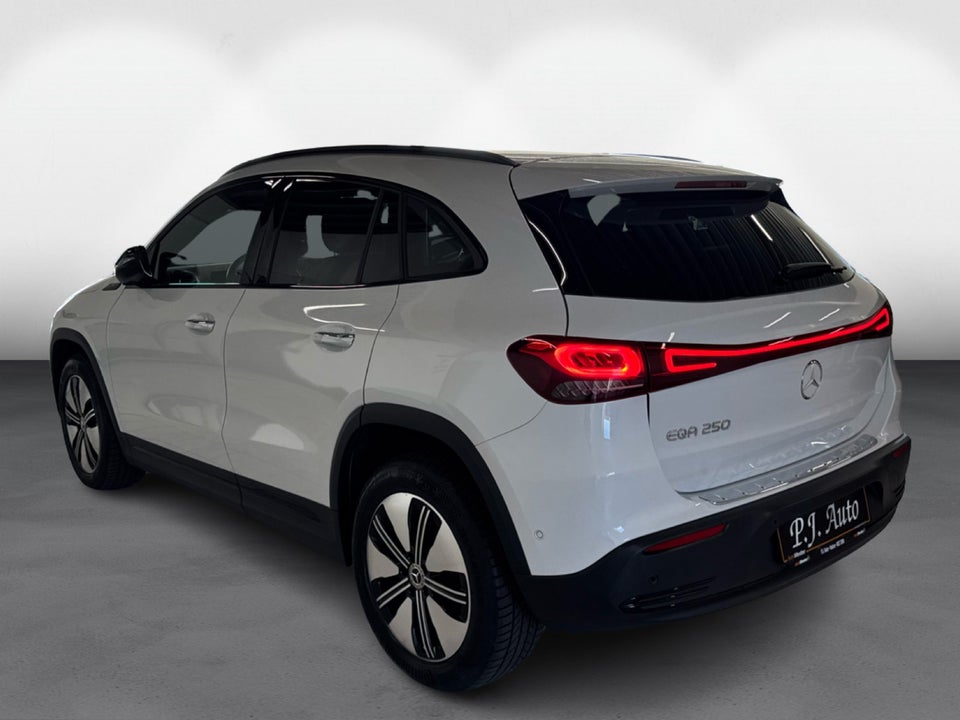 Mercedes EQA250 Progressive 5d