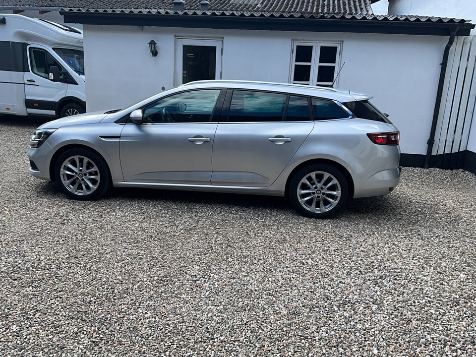 Renault Megane IV 1,2 TCe 130 Zen Sport Tourer 5d