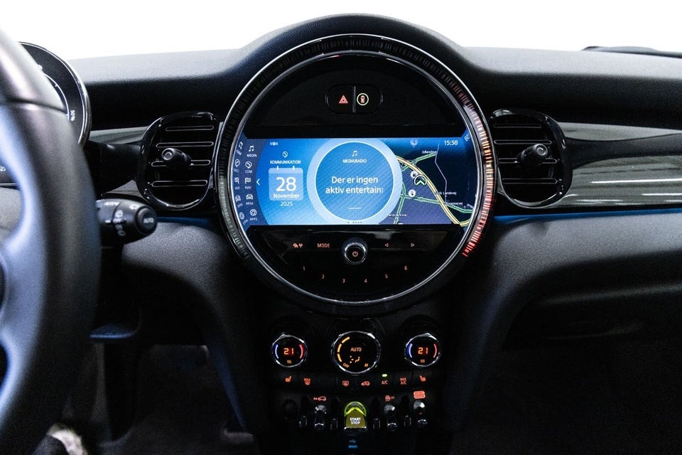 MINI Cooper SE Camden Edition 3d