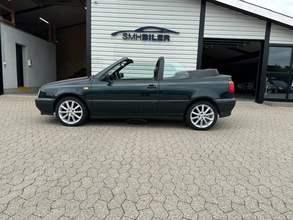 VW Golf III 1,8 Cabriolet aut. 2d