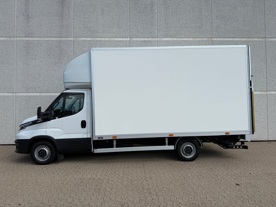 Iveco Daily 3,0 35S18 4100mm Lad AG8