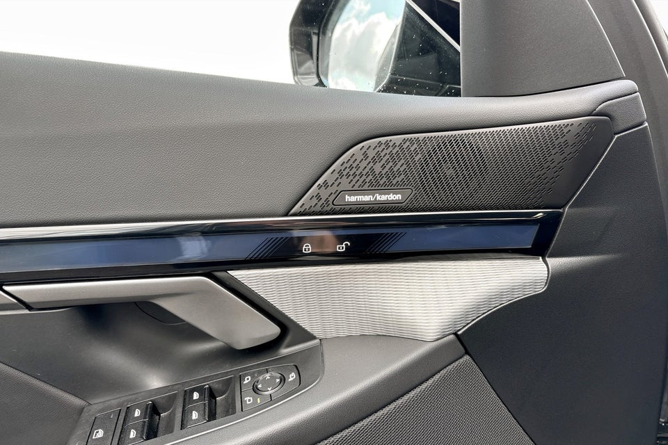BMW i5 eDrive40 M-Sport 4d