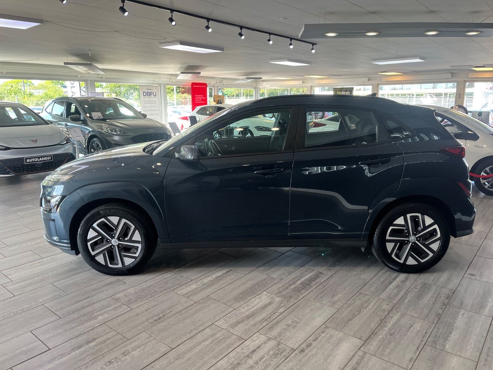 Hyundai Kona 39 EV Essential 5d