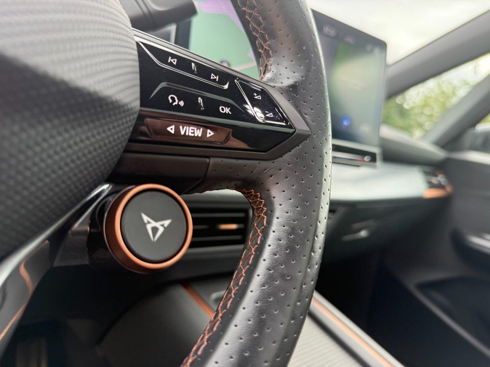 Cupra Born 58 e-Boost Dinamica Pack High 5d