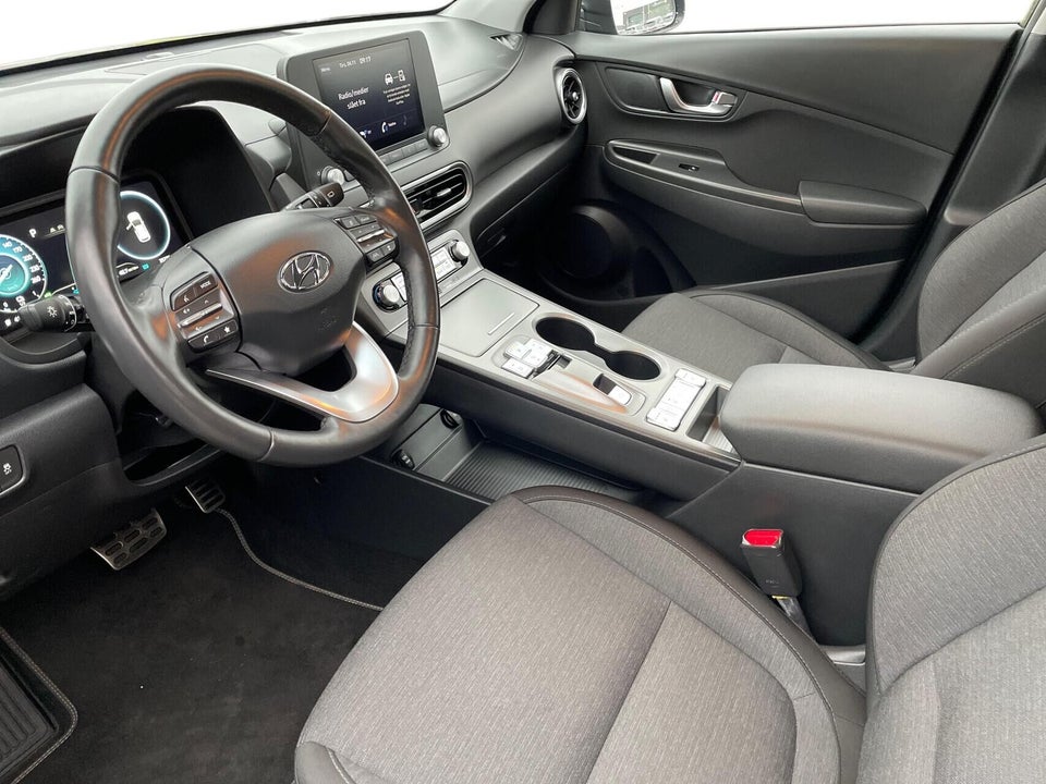 Hyundai Kona 39 EV Select 5d